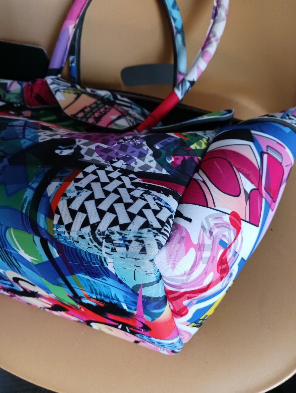 Save My Bag Neoprane Graffiti Travel, Satchel Bag, Handbag - Picture 10 of 12
